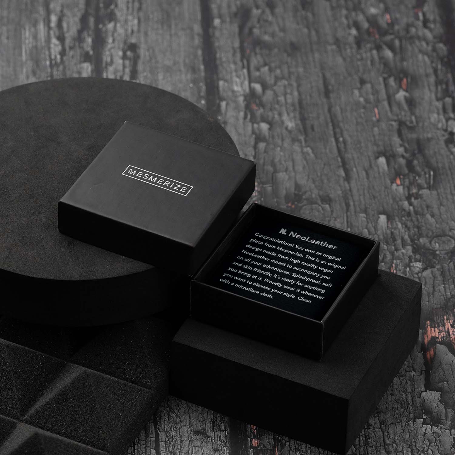 Phantom Looped NeoLeather Bracelet with MagSnap2 Blue