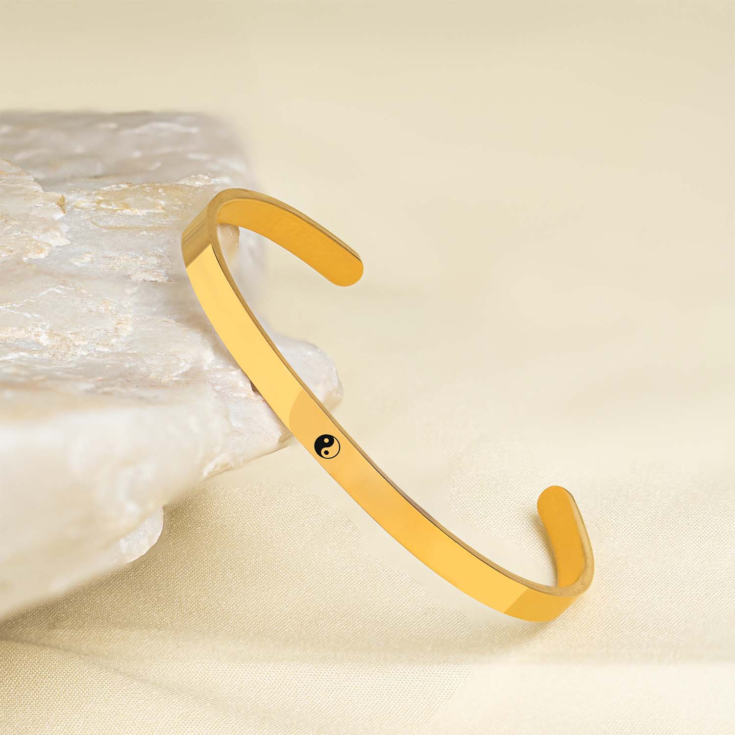 Yin Yang Gloss Cuff Adjustable Bracelet Gold