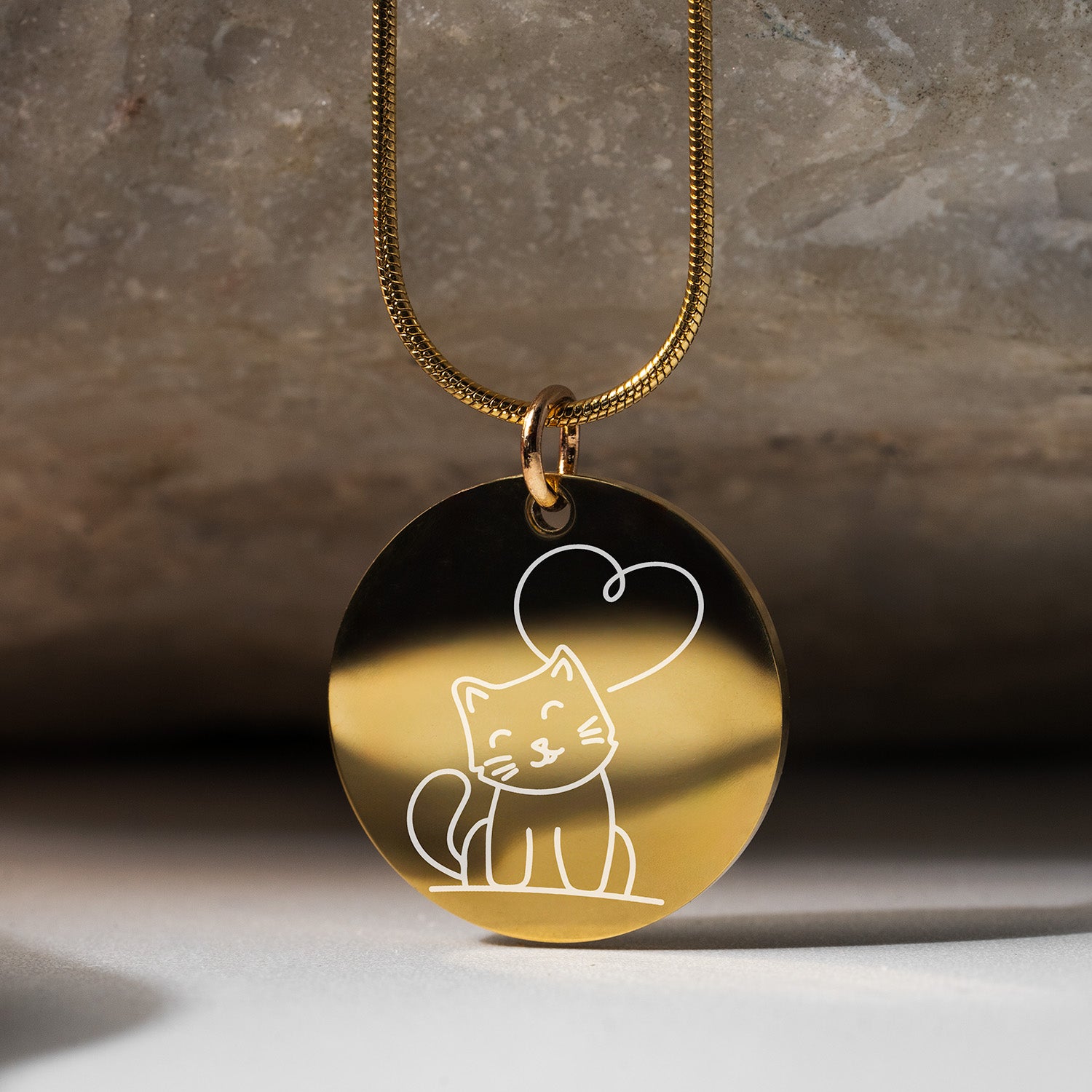 Cute Cat Circle Necklace Gold