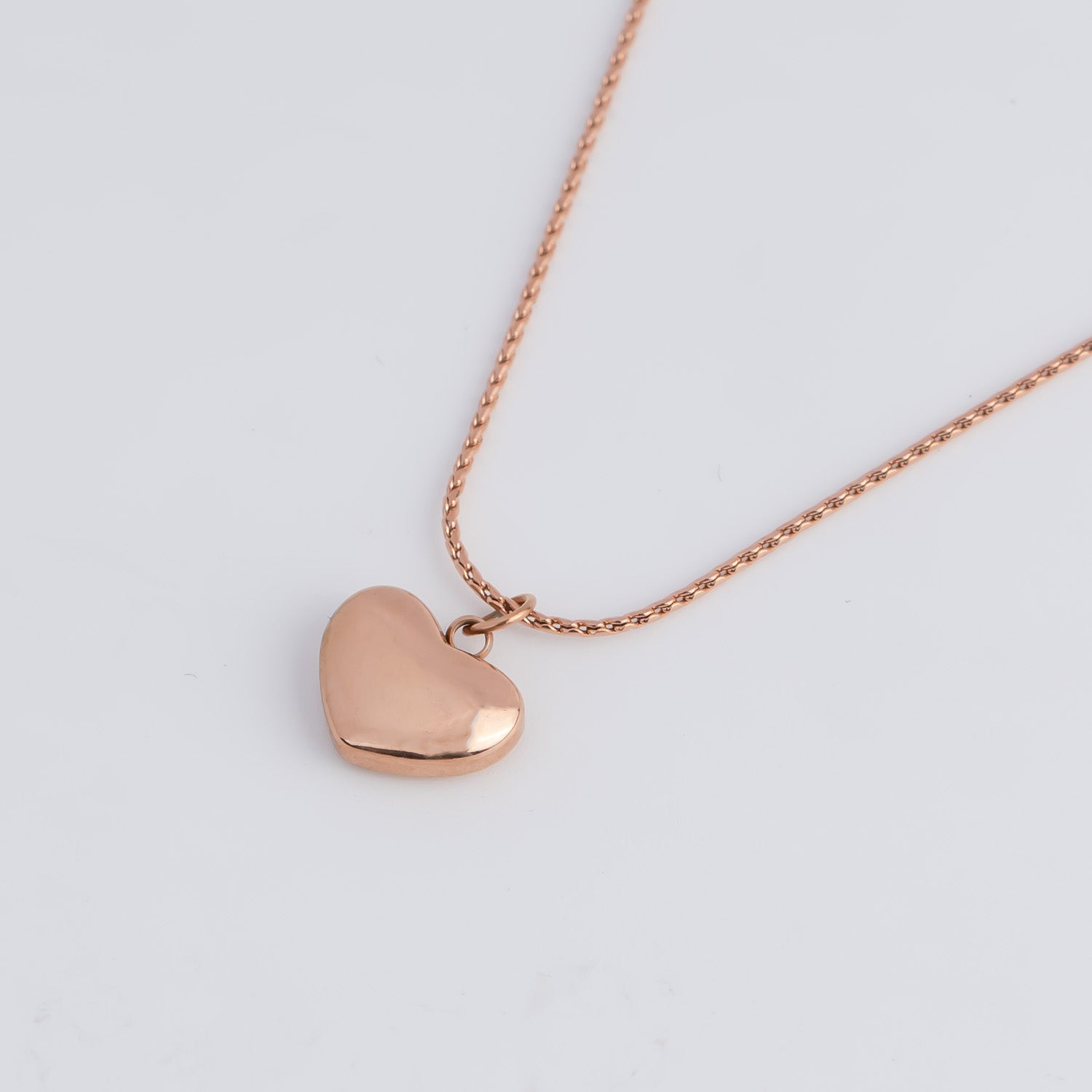 W Premium Jewellery Heart Pendant Reversible Necklace