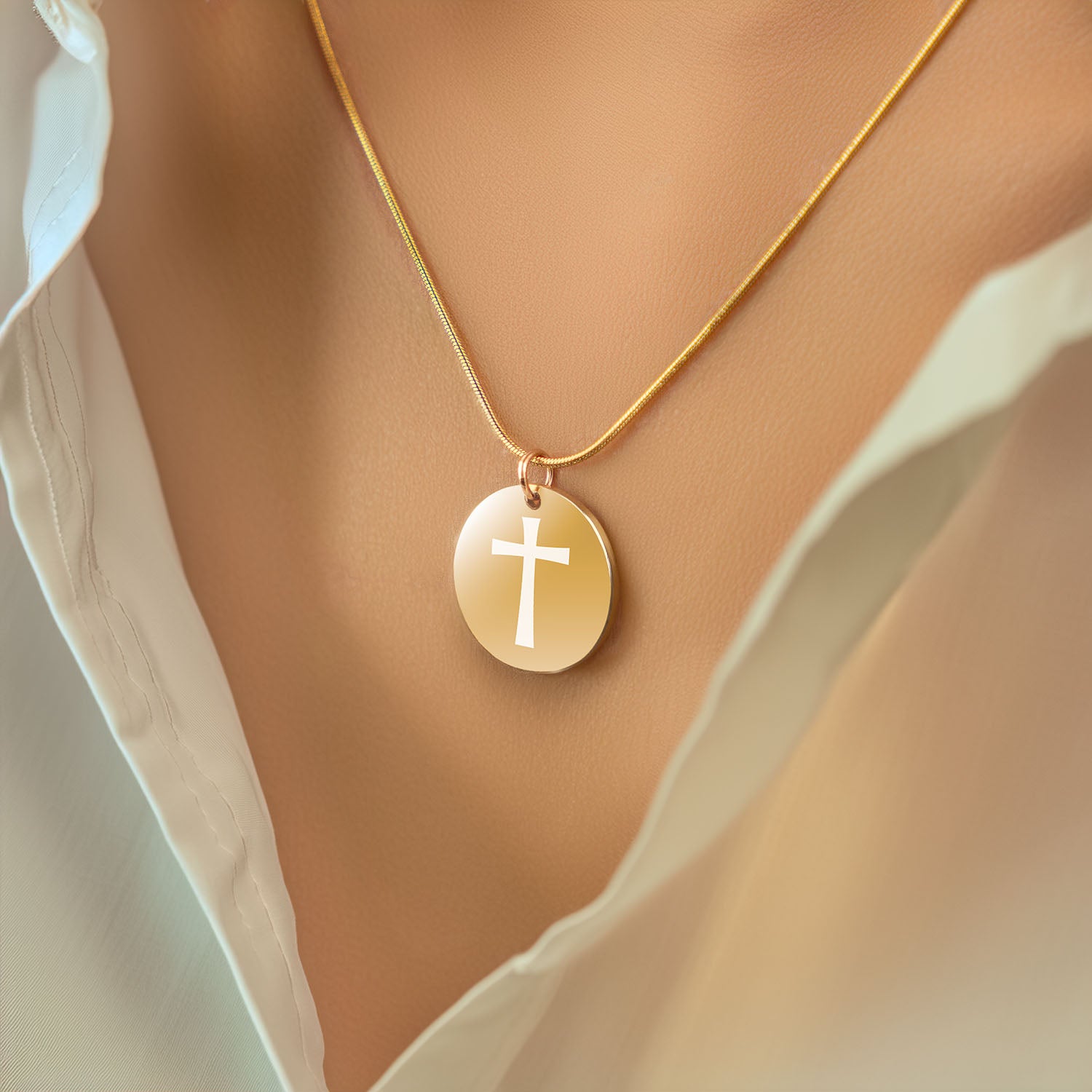 Holycross Circle Necklace Gold