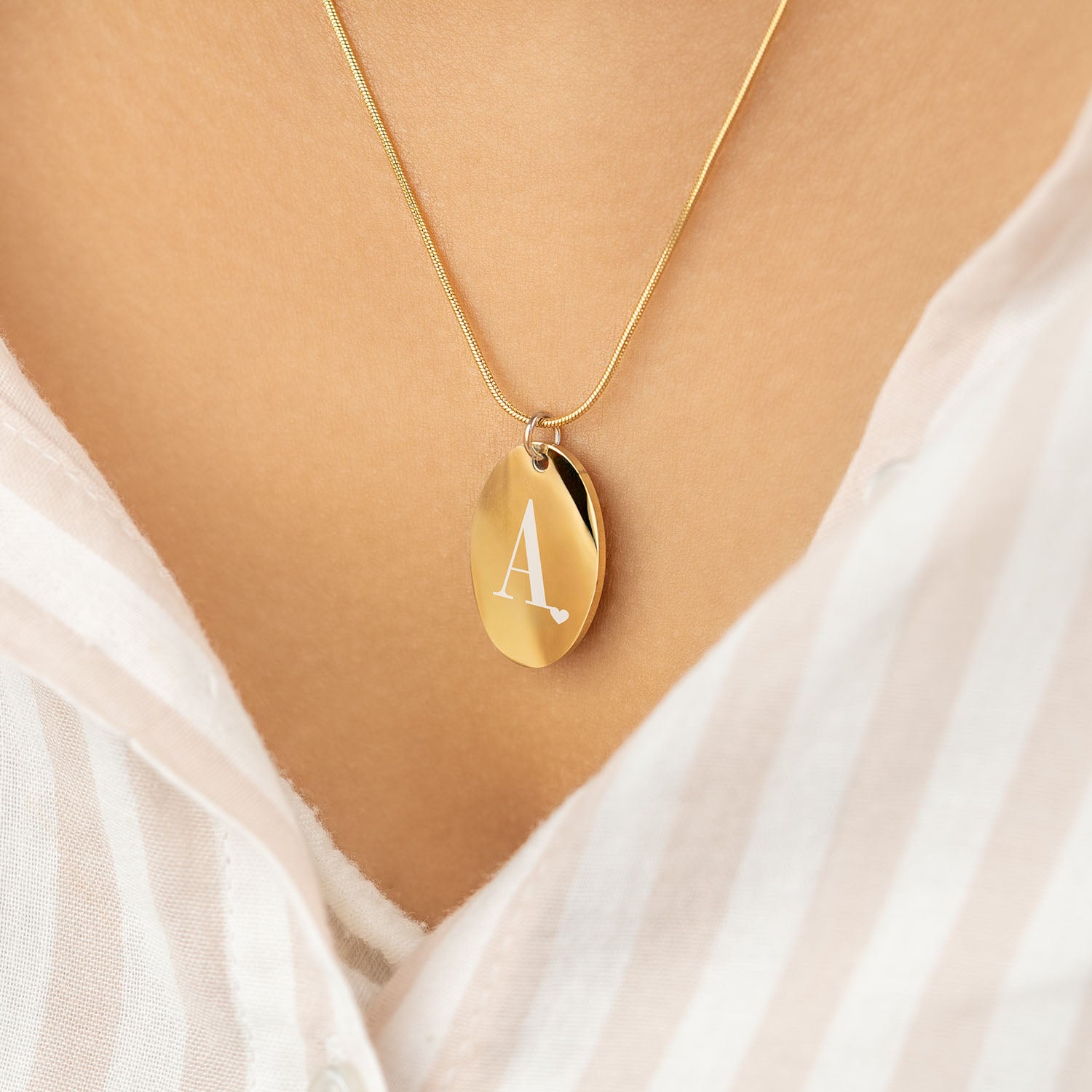 Initials Oval Necklace Gold