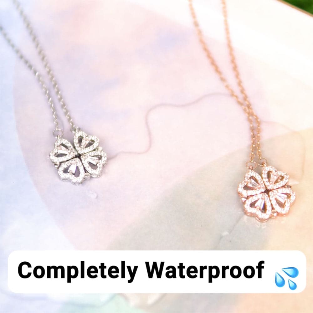 W Premium Jewellery Necklace Clover Magnetic Silver